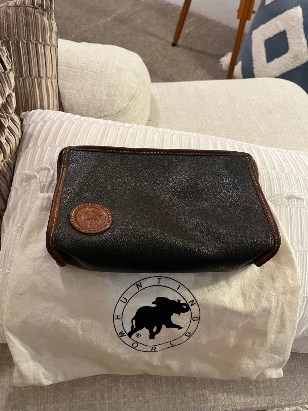 Vintage Hunting World Black Pebbled Leather Toiletry Case with Brown Trim